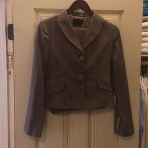 BCBG Light Brown Suit Jacket and short pants XS/4